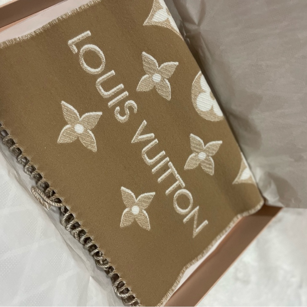 Louis Vuitton Scarf